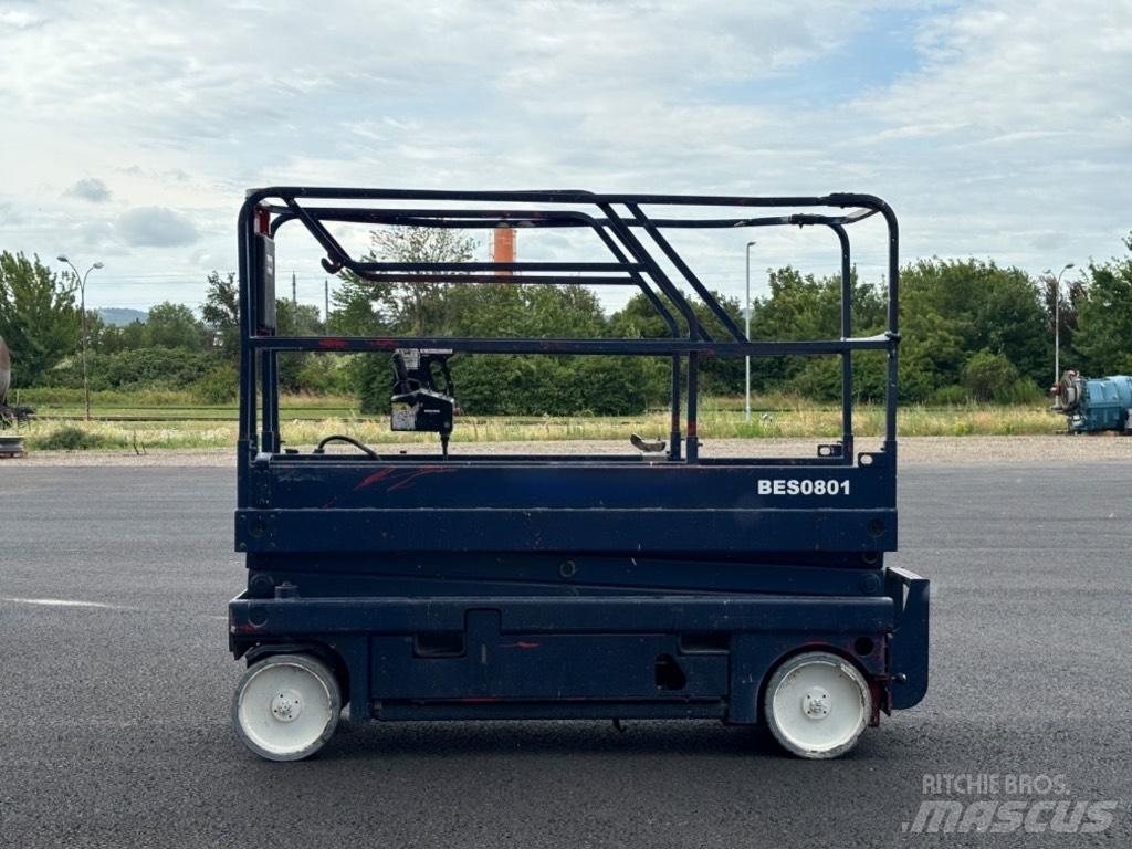 Haulotte Compact 8 Nůžková zvedací plošina