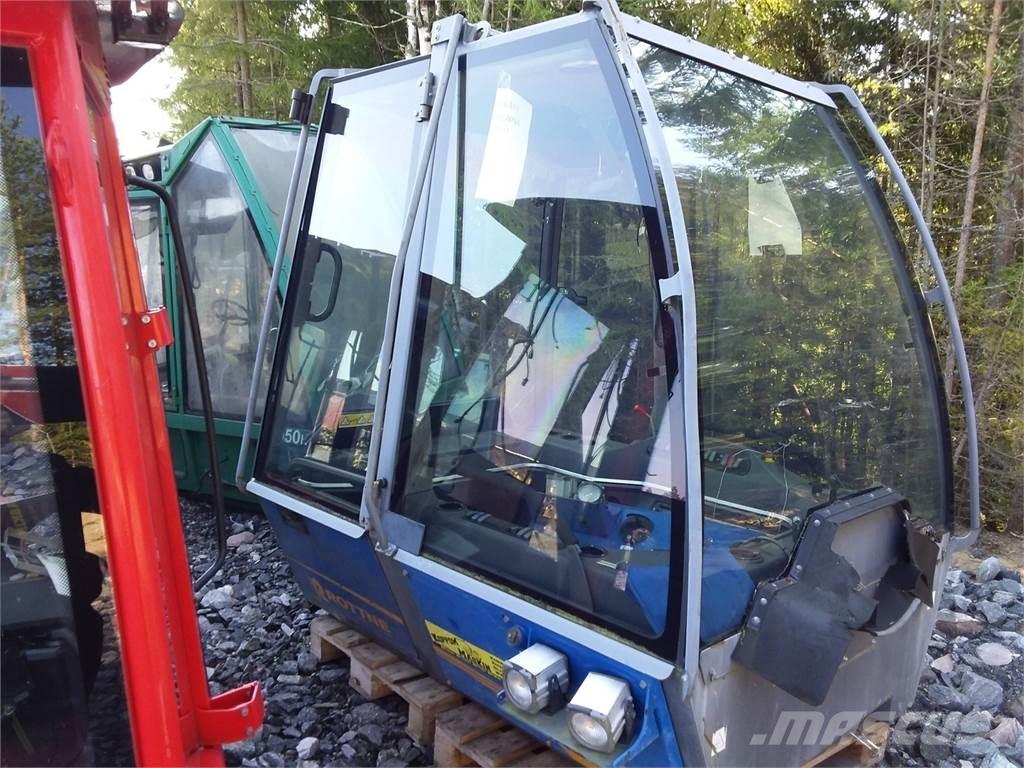 Rottne F18 Kabiny a interiér