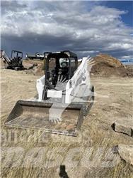 Bobcat T740 Smykem řízené nakladače
