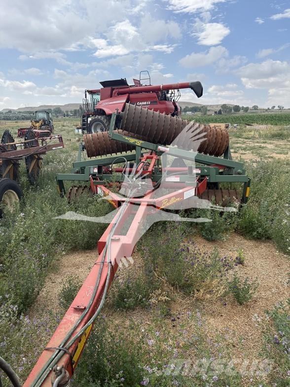 Brillion X108 Další stroje na zpracování půdy a příslušenství