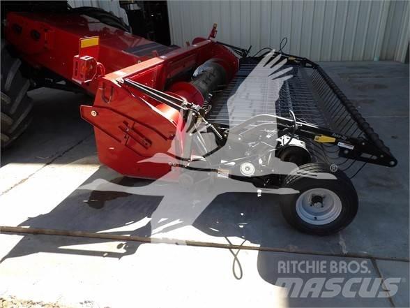 Case IH 2016 Kombajnové hlavice