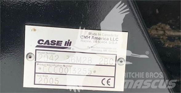 Case IH 2042 Kombajnové hlavice