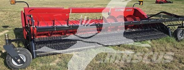 Case IH 3016 Kombajnové hlavice