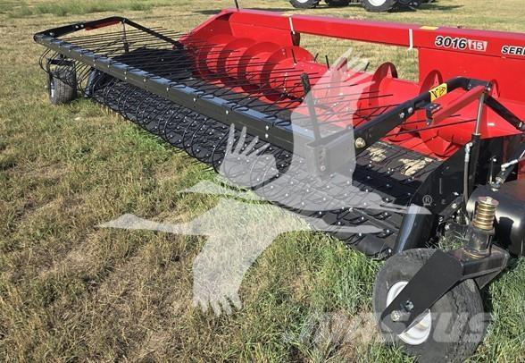 Case IH 3016 Kombajnové hlavice