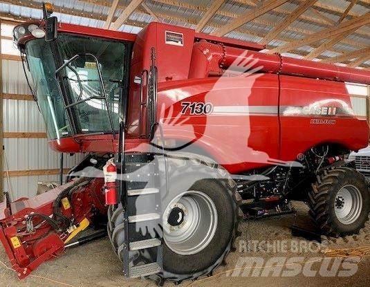 Case IH 7130 Sklízecí mlátičky
