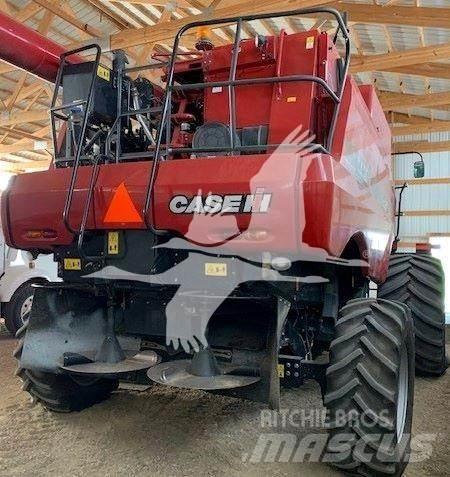Case IH 7130 Sklízecí mlátičky
