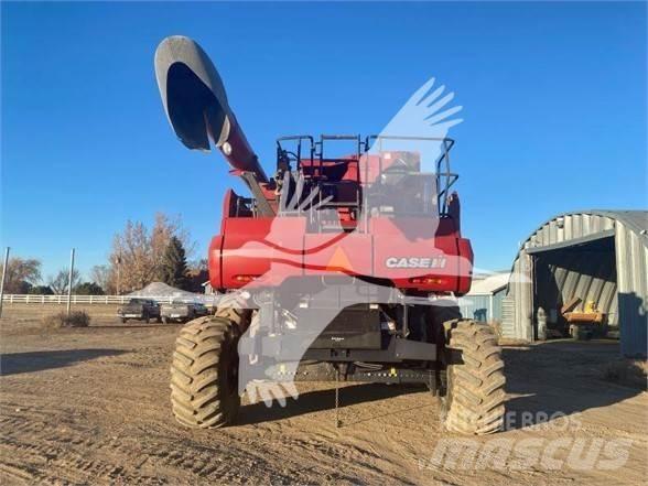 Case IH 8120 Sklízecí mlátičky