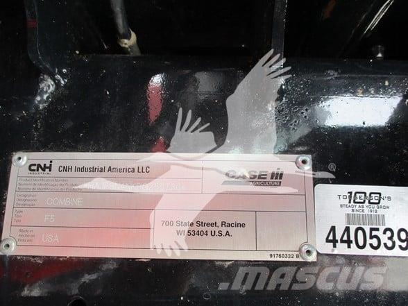 Case IH 8250 Sklízecí mlátičky