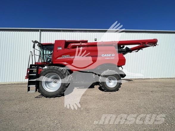 Case IH 8250 Sklízecí mlátičky