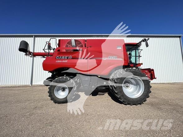 Case IH 8250 Sklízecí mlátičky