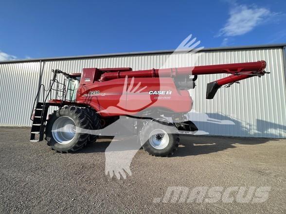 Case IH 8250 Sklízecí mlátičky