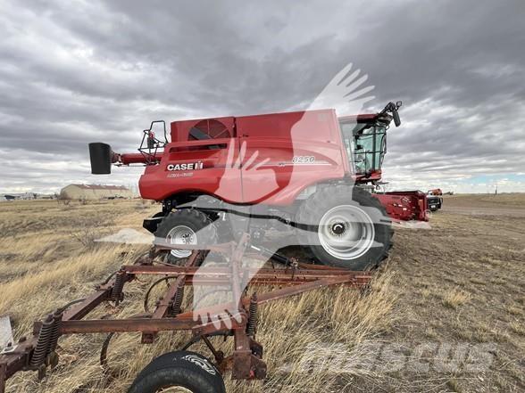 Case IH 8250 Sklízecí mlátičky
