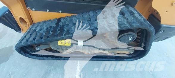 CASE TR310B Smykem řízené nakladače