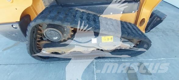 CASE TR310B Smykem řízené nakladače