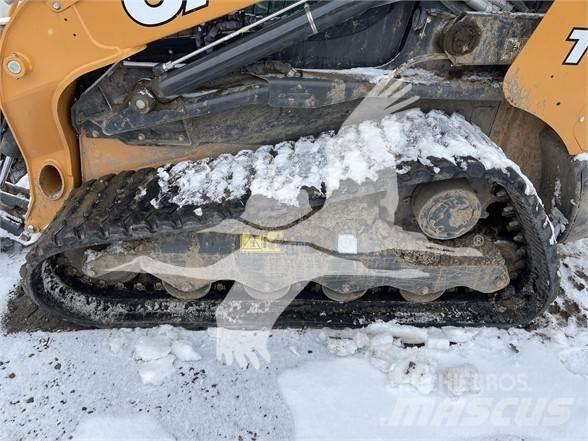 CASE TV450 Smykem řízené nakladače