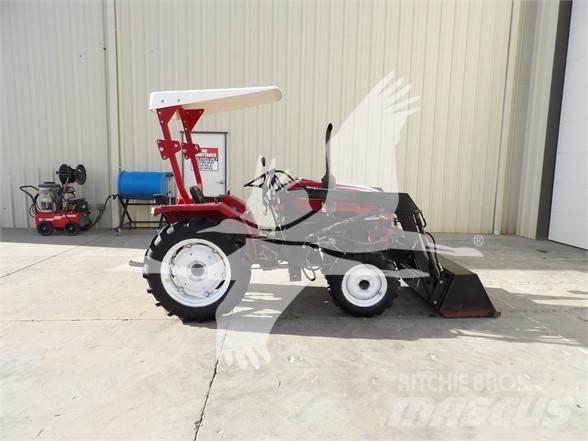  FARM PRO 2425 Traktory