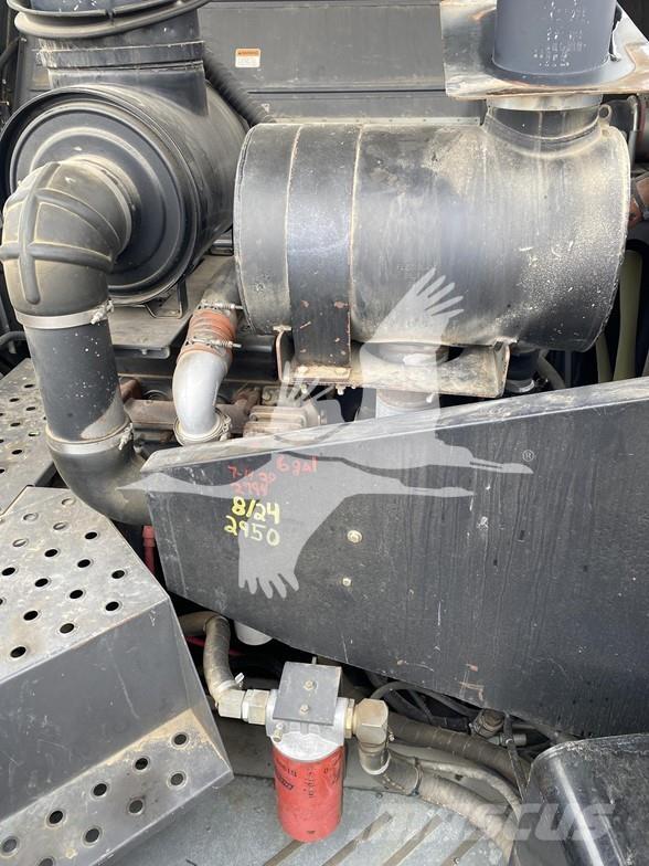 Gleaner R65 Sklízecí mlátičky