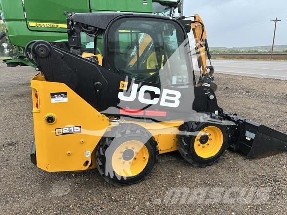 JCB 215 Smykem řízené nakladače
