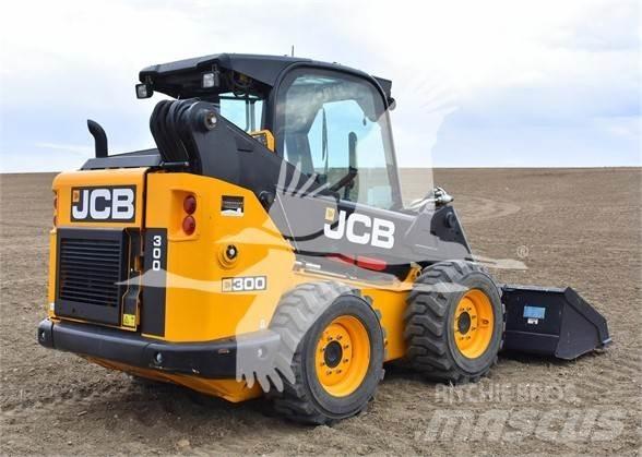 JCB 300 Smykem řízené nakladače
