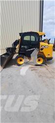 JCB 3TS-8W Smykem řízené nakladače