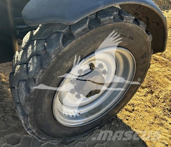 JLG G6-42A Teleskopické manipulátory