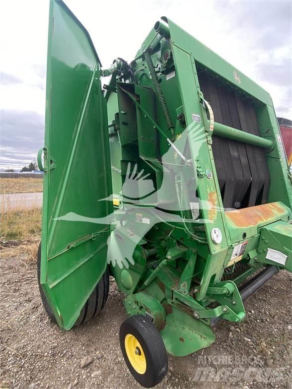 John Deere 568 Lis na válcové balíky