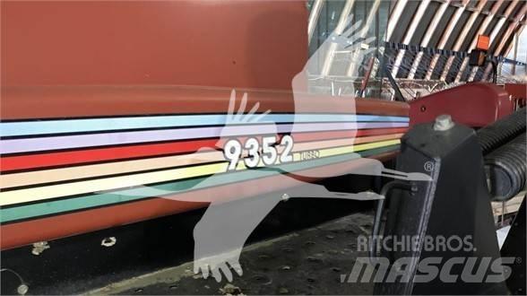 MAC DON 9352 Řádkovače