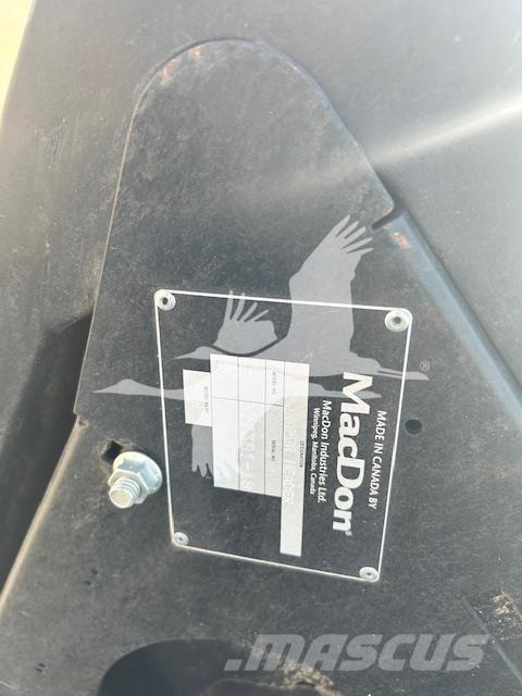 MAC DON FD140 Kombajnové hlavice