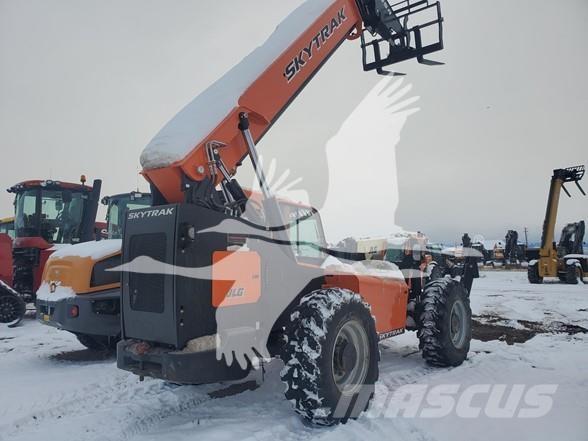 SkyTrak 10054 Teleskopické manipulátory