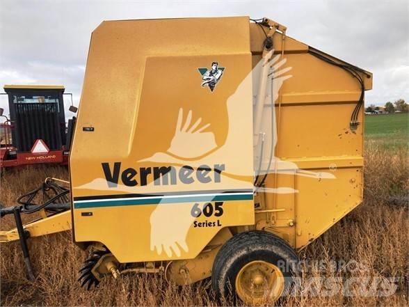 Vermeer 605L Lis na válcové balíky