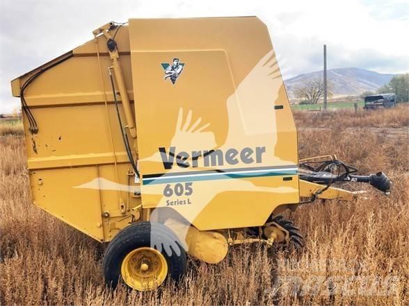 Vermeer 605L Lis na válcové balíky