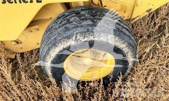 Vermeer 605L Lis na válcové balíky