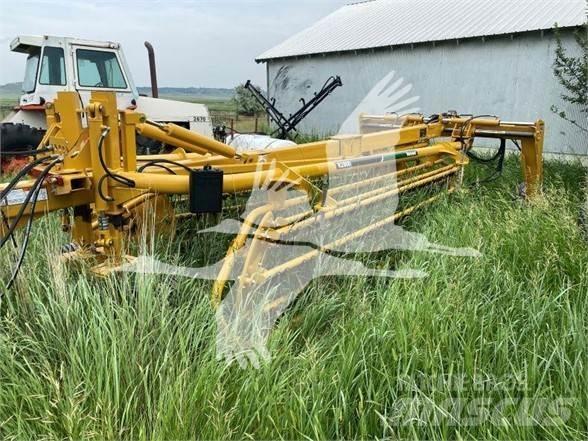 Vermeer R2800 Obraceče a shrabovače sena