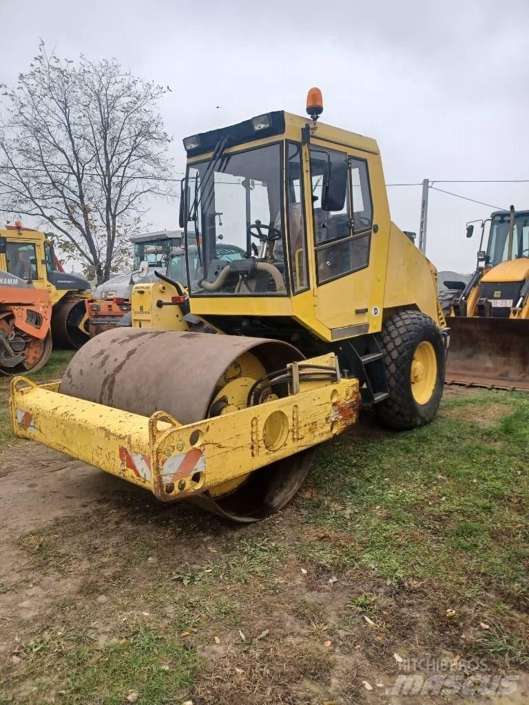 Bomag BW 177 D-3 Tahačové válce