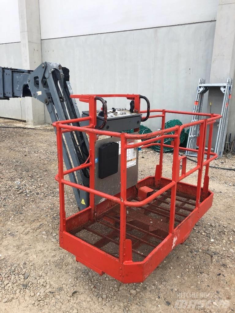 SkyJack SJ 66 T Kloubové plošiny