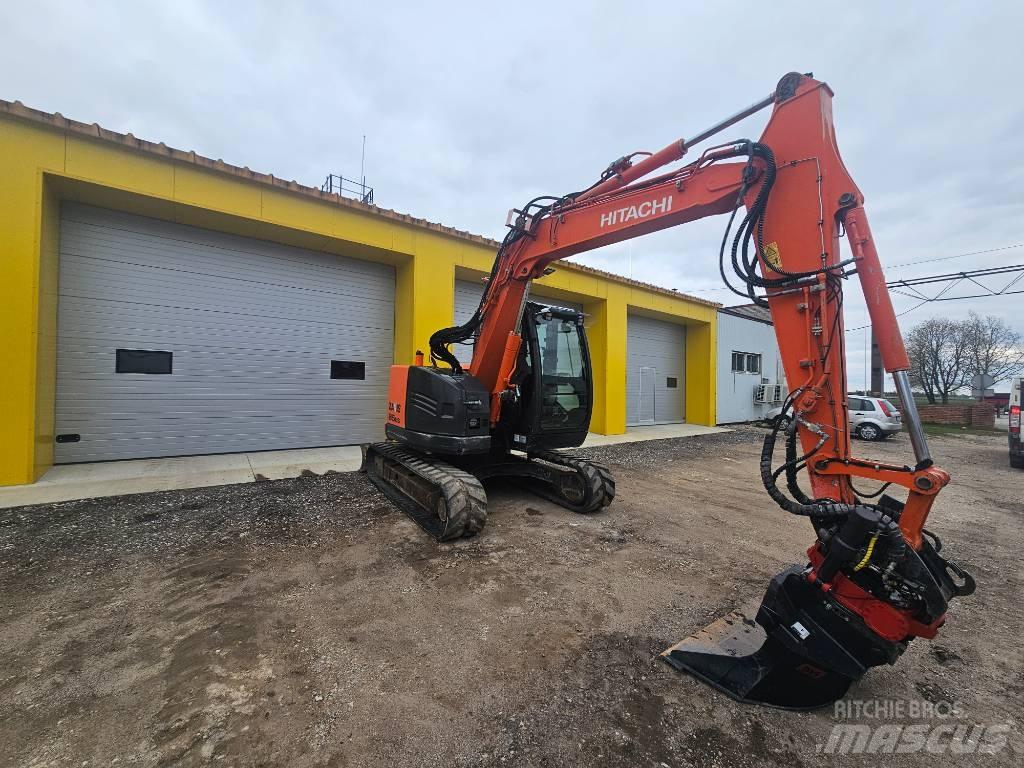 Hitachi ZX 85 US-5 A Midi rýpadla 7t - 12t