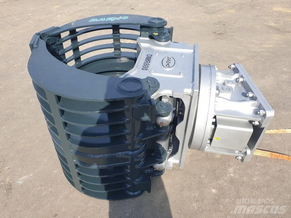 Daemo DMR 800 Klešťové drapáky