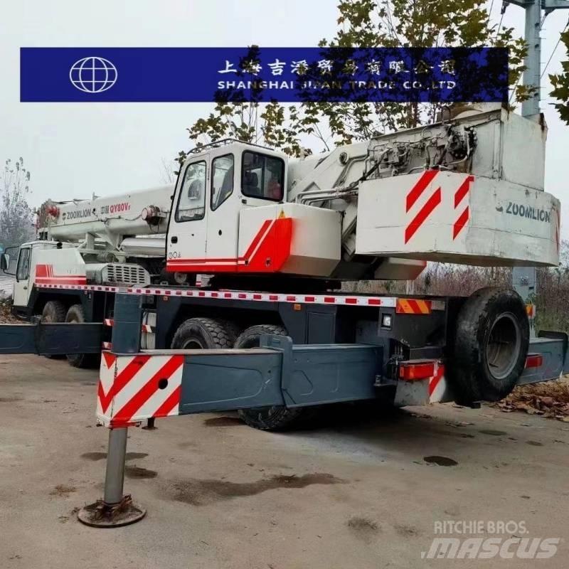 Zoomlion QY 70 H Univerzální terénní jeřáby