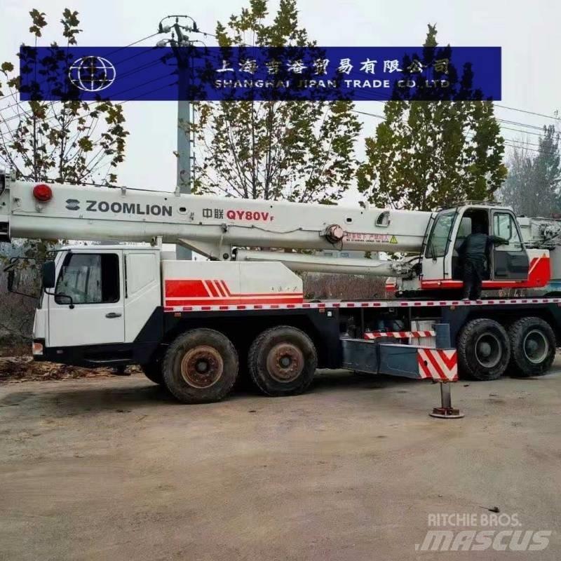 Zoomlion QY 70 H Univerzální terénní jeřáby