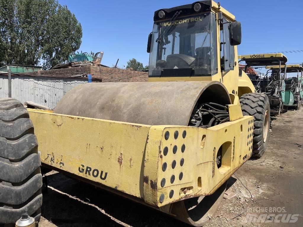 Bomag 226-4 Tahačové válce