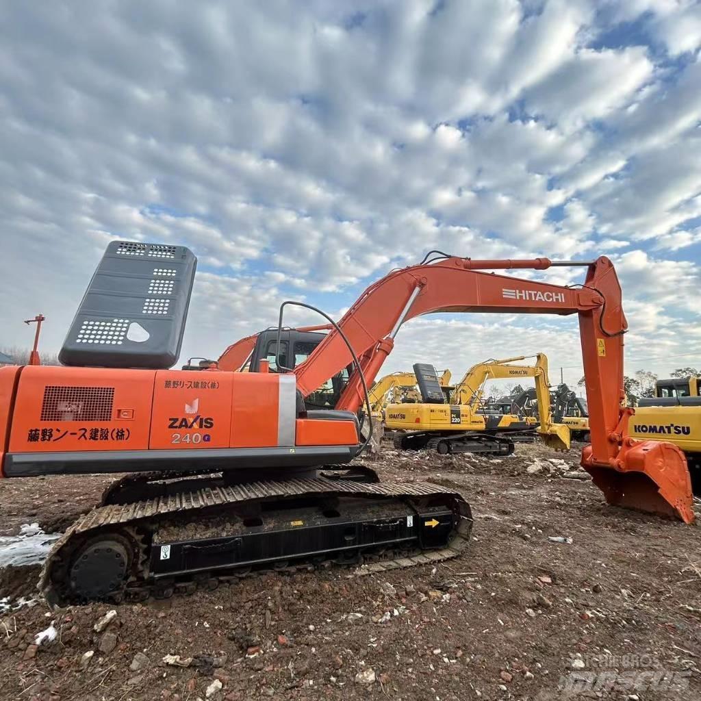 Hitachi ZX 240 Pásová rýpadla