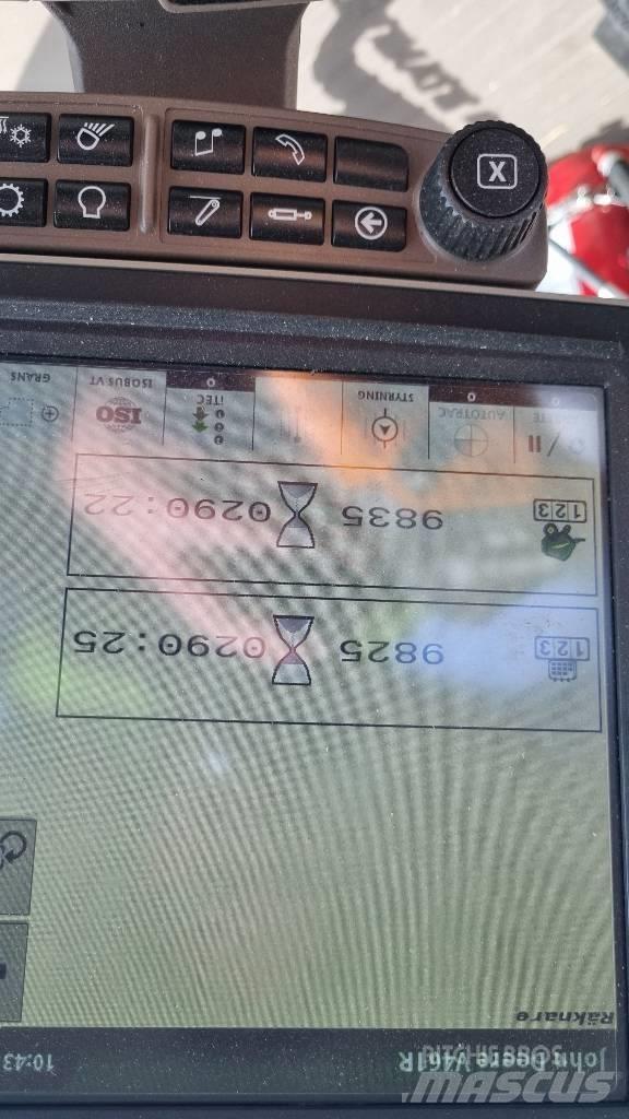 John Deere V461R Lis na válcové balíky