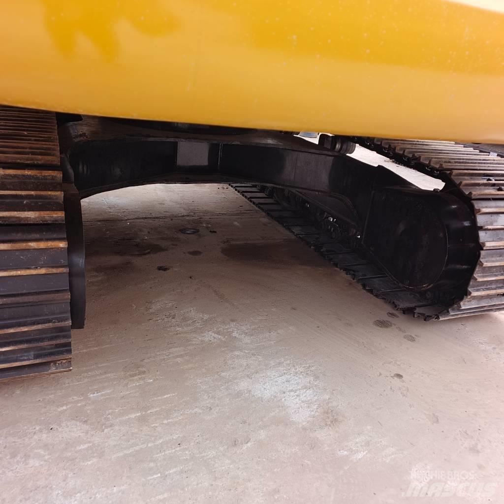 CAT 320D Pásová rýpadla