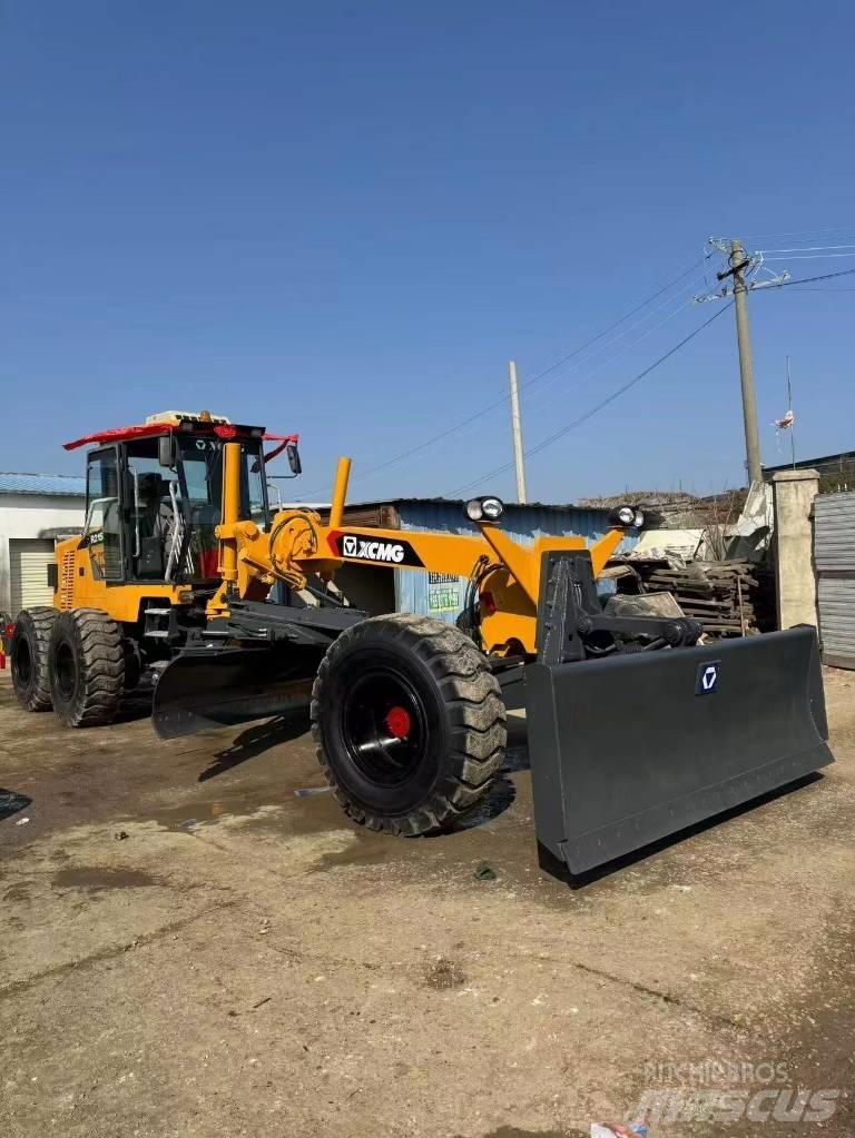 XCMG GR 2153 Grejdry