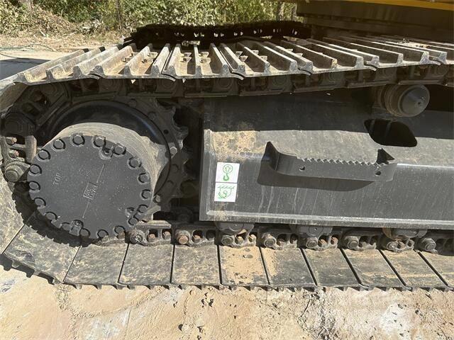 Komatsu PC200-8 Pásová rýpadla