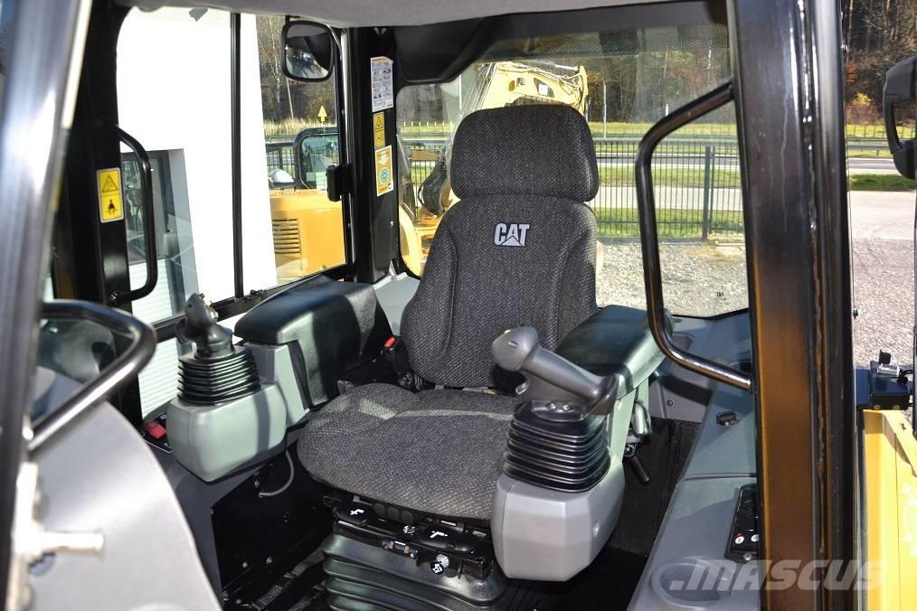 CAT CAT D6K2 LGP Pásové dozery