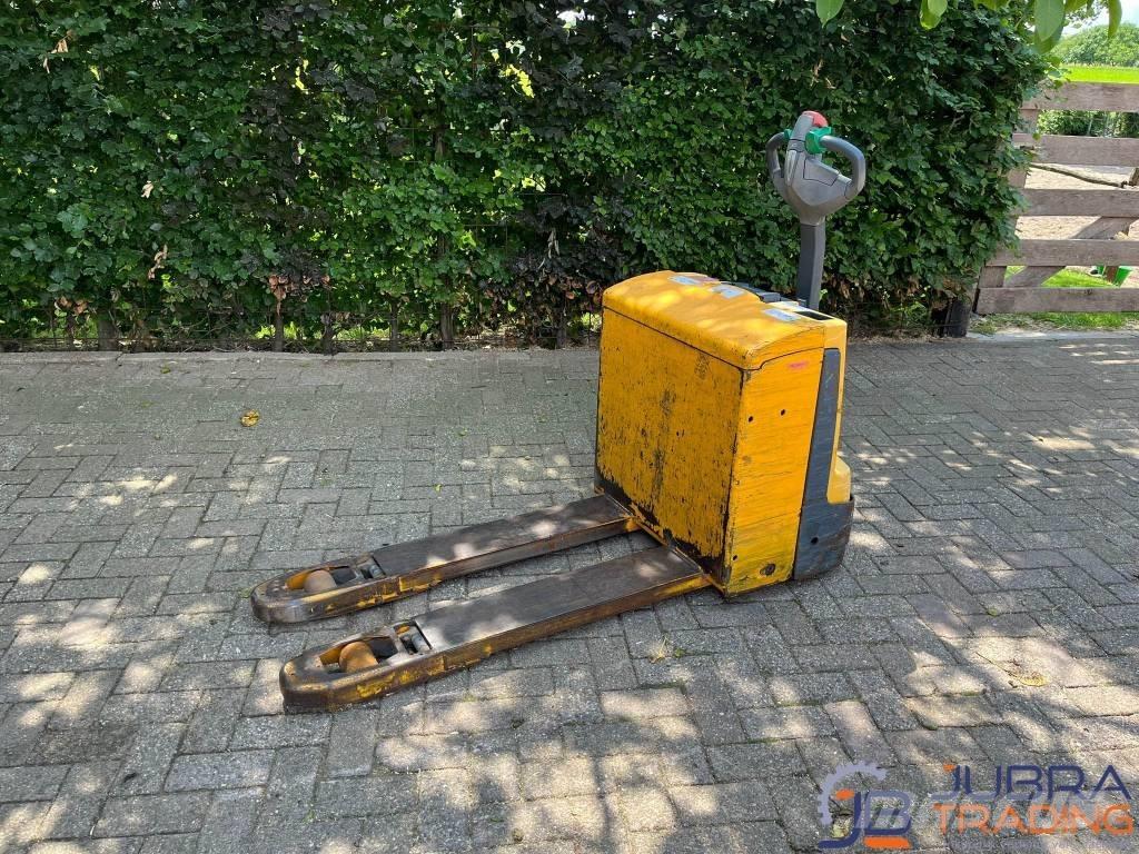 Jungheinrich EJE 118 Ručně vedené vysokozdvižné vozíky