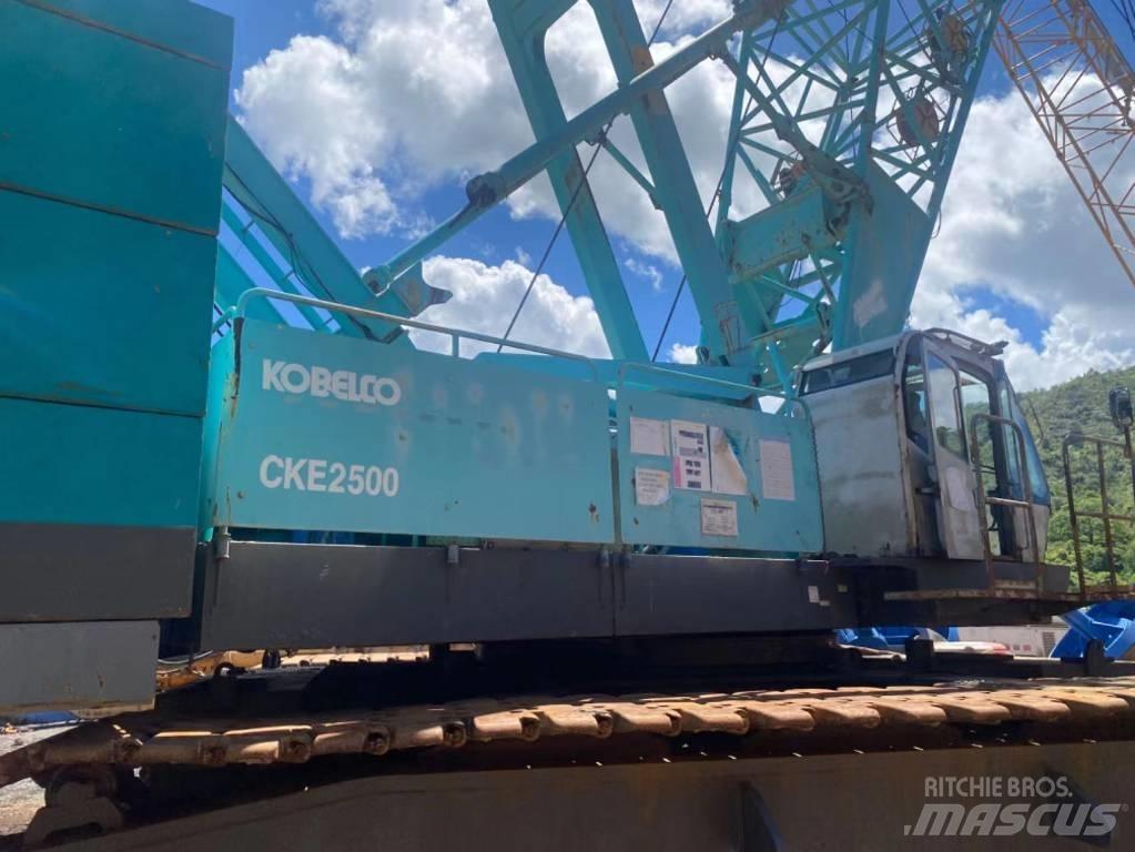 Kobelco CKE 2500 Pásové jeřáby