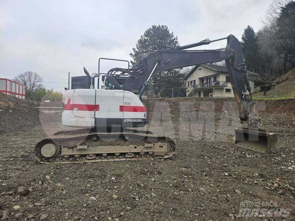 Doosan DX 235 LCR Pásová rýpadla