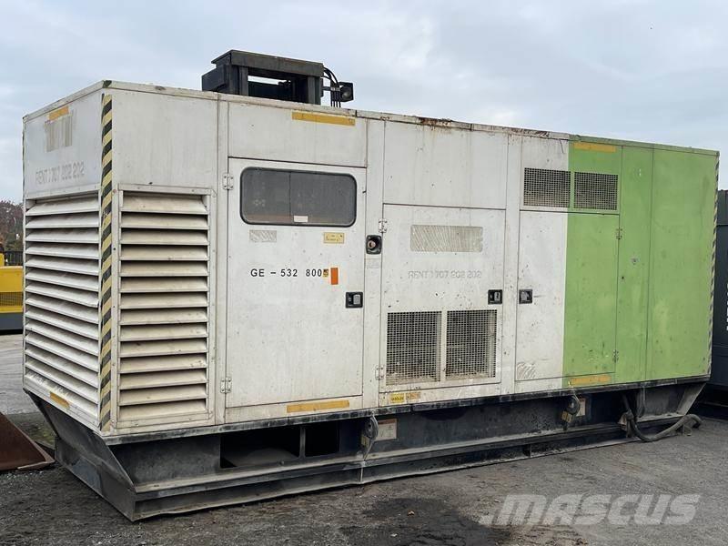 CAT 900 F Naftové generátory